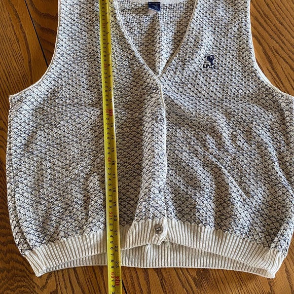 Vintage sweater vest - Picture 10 of 10